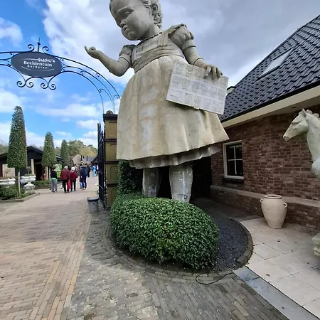 Dromen Op De Veluwe 3* بوتِنْ